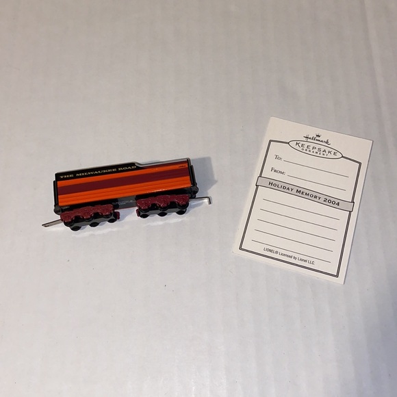 Hallmark Keepsake Christmas Ornament Lionel Train Hiawatha Tender - Picture 8 of 10